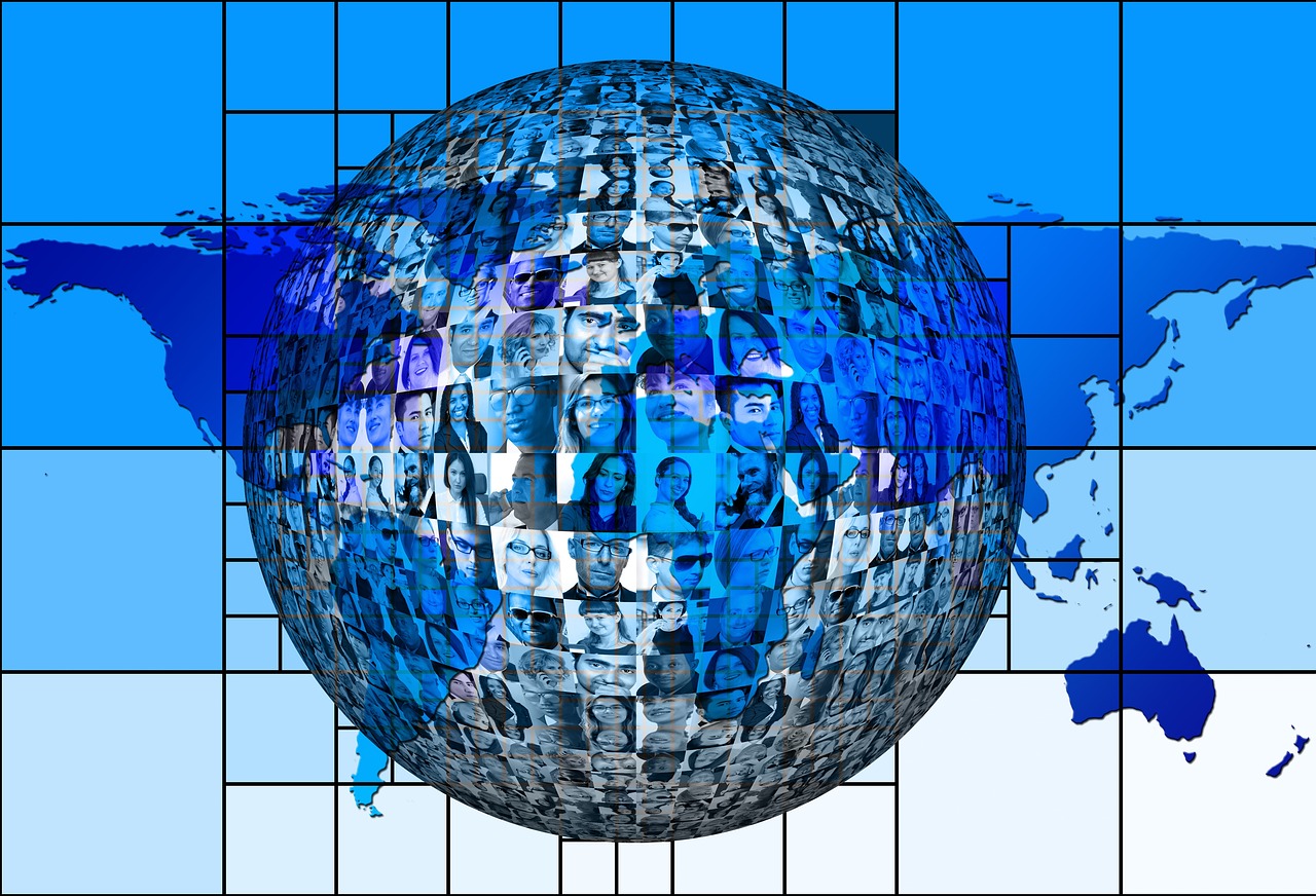 Politika je opravdu různá.