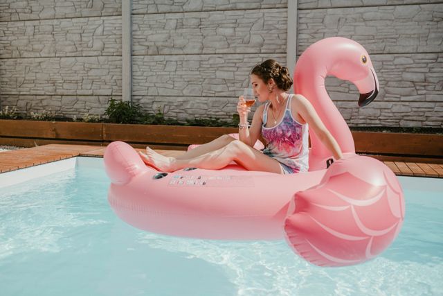 relax v bazénu